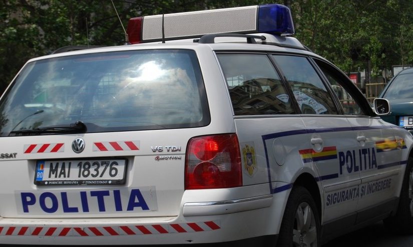 Пътна Помощ: Български шофьор е задържан от Румънската гранична полиция за трафик на хора.